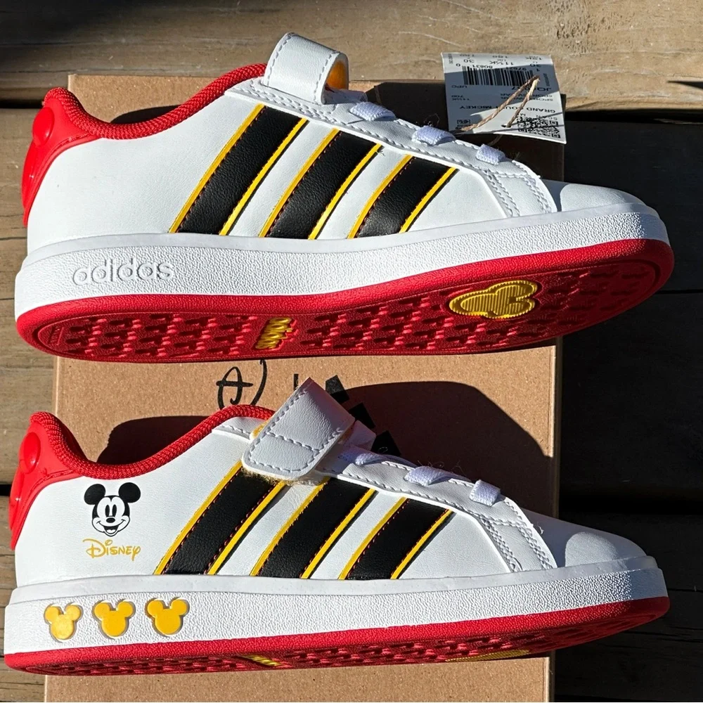 Adidas Grand Court + Mickey Mouse Kids Sneakers 12K 1.5Y White Red Youth GS NEW